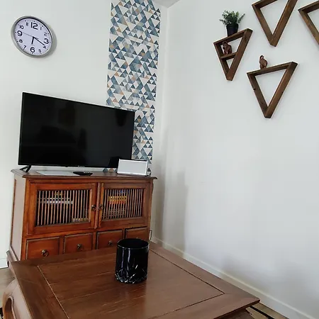 Maison Indépendante Avec Piscine Et Jardin à Mérignac, à 15 Min Du Centre De Bordeaux *