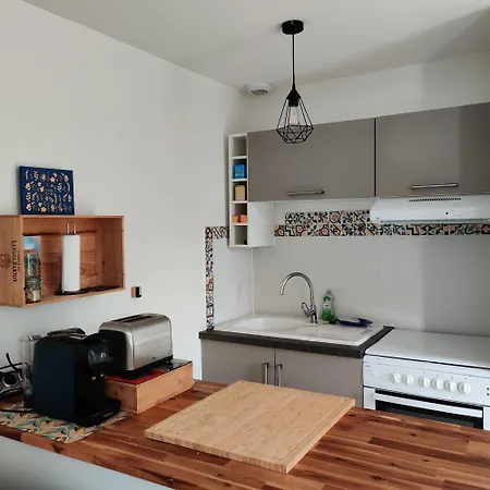 Maison Indépendante Avec Piscine Et Jardin à Mérignac, à 15 Min Du Centre De Bordeaux *